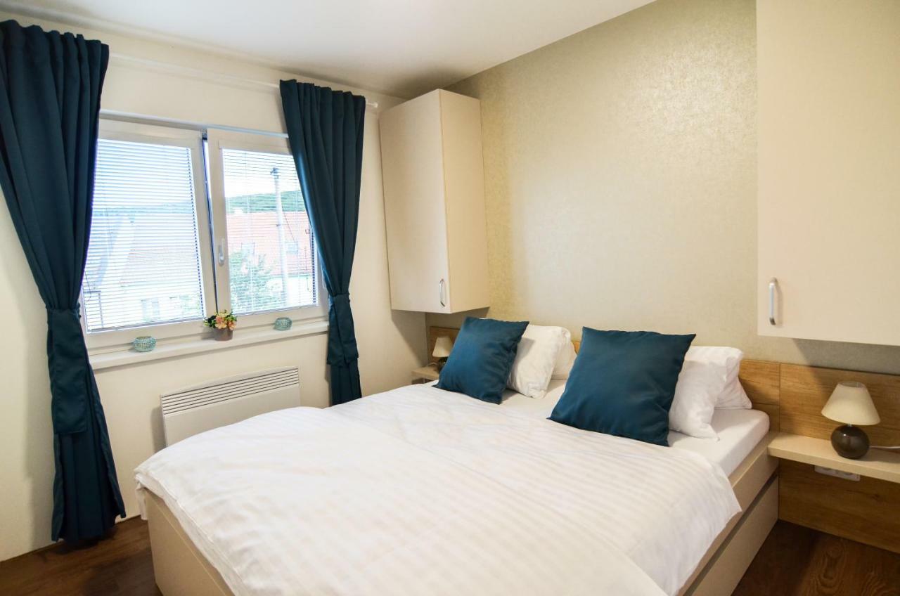 Apartmany Milovice Milovice  Zewnętrze zdjęcie